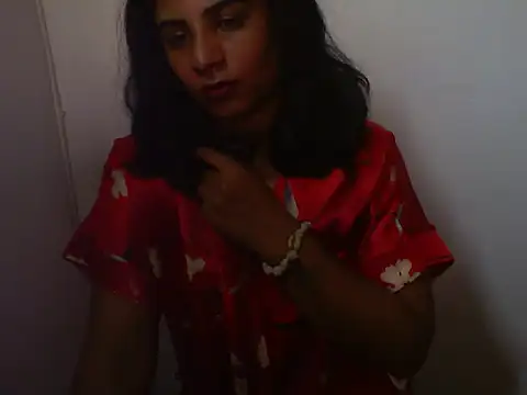 Snapshot of IndianMishka chatting on April 10, 7:13 am IndianMishka online show from April 10, 7:13 am