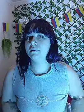 AliceScoot  online show from July 17, 11:28 am