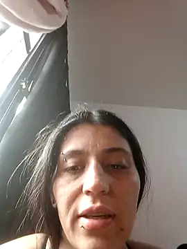 Snapshot of LunaANDMaria chatting on April 19, 10:12 pm LunaANDMaria online show from April 19, 10:12 pm