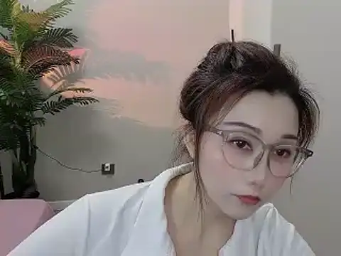 Snapshot of Yunxi- chatting on April 16, 1:01 pm Yunxi- online show from April 16, 1:01 pm