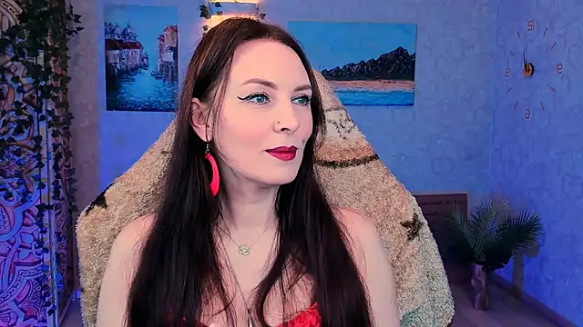 LanaRadiance online show from April 28, 9:03 am