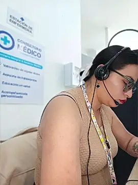 Snapshot of SOFI__10 chatting on June 20, 3:04 pm SOFI 10 online show from June 20, 3:04 pm
