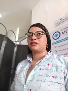 Snapshot of SOFI__10 chatting on July 10, 1:58 pm SOFI 10 online show from July 10, 1:58 pm