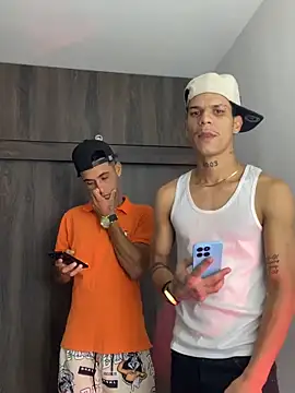 sintabusexo01 online show from April 10, 4:06 am