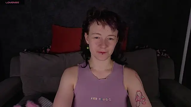 Ricki Bloom online show from June 13, 1:03 am