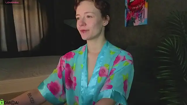 Ricki Bloom online show from June 17, 1:08 am