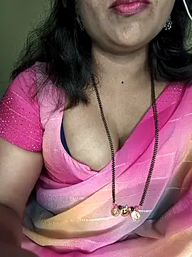 Snapshot of ur_love_kannada1 chatting on April 19, 4:39 pm ur love kannada1 online show from April 19, 4:39 pm