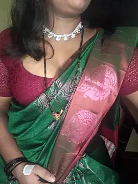 Snapshot of ur_love_kannada1 chatting on April 21, 4:12 pm ur love kannada1 online show from April 21, 4:12 pm