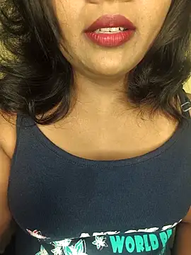 Snapshot of ur_love_kannada1 chatting on May 4, 9:49 am ur love kannada1 online show from May 4, 9:49 am