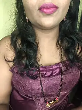 Snapshot of ur_love_kannada1 chatting on May 5, 10:23 am ur love kannada1 online show from May 5, 10:23 am