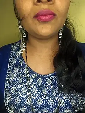 Snapshot of ur_love_kannada1 chatting on May 11, 4:04 pm ur love kannada1 online show from May 11, 4:04 pm