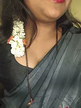Snapshot of ur_love_kannada1 chatting on June 11, 5:33 pm ur love kannada1 online show from June 11, 5:33 pm