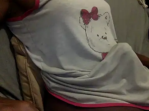 Snapshot of RayanneCampbell-25cm chatting on April 30, 10:03 pm RayanneCampbell-25cm online show from April 30, 10:03 pm
