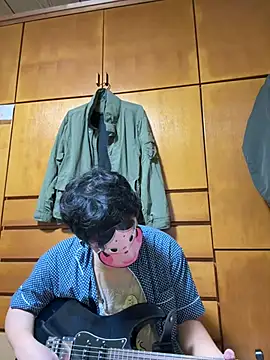 Snapshot of zarokkubokki chatting on May 12, 10:12 am zarokkubokki online show from May 12, 10:12 am
