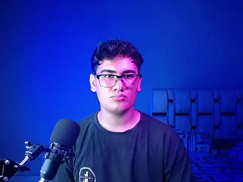 Andruetxx online show from April 13, 12:49 am