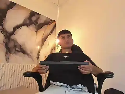 SantiagoCool online show from May 7, 7:52 pm