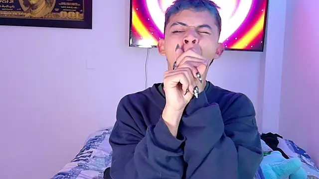 Apolo Prince1 online show from May 14, 2:07 am