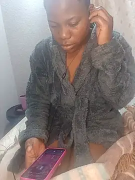 Snapshot of ShyBabe_07 chatting on June 19, 2:27 am ShyBabe 07 online show from June 19, 2:27 am