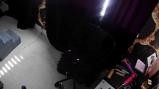 Snapshot of Bellesa4u chatting on April 13, 6:57 pm Bellesa4u online show from April 13, 6:57 pm