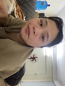 Anne-Rose online show from May 3, 4:02 pm
