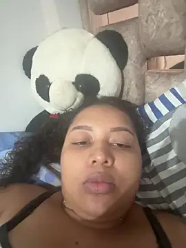 Snapshot of Ninibella chatting on June 8, 2:12 am Ninibella online show from June 8, 2:12 am