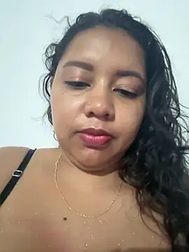 Snapshot of Ninibella chatting on June 25, 10:42 am Ninibella online show from June 25, 10:42 am