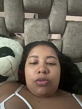 Snapshot of Ninibella chatting on July 18, 1:32 am Ninibella online show from July 18, 1:32 am