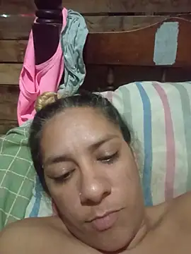 Snapshot of melysexy chatting on May 20, 3:13 am melysexy online show from May 20, 3:13 am