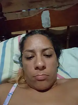 Snapshot of melysexy chatting on June 13, 2:42 am melysexy online show from June 13, 2:42 am