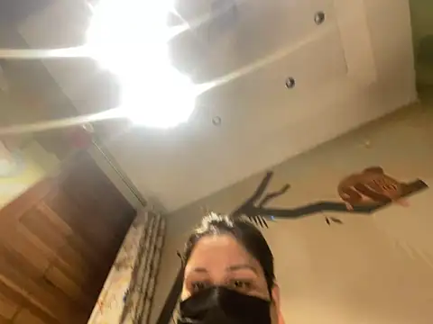 kavyasingh36 online show from April 14, 11:11 pm