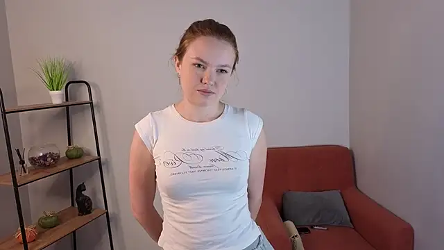 Snapshot of Kira_Lemos chatting on June 12, 10:03 am Kira Lemos online show from June 12, 10:03 am