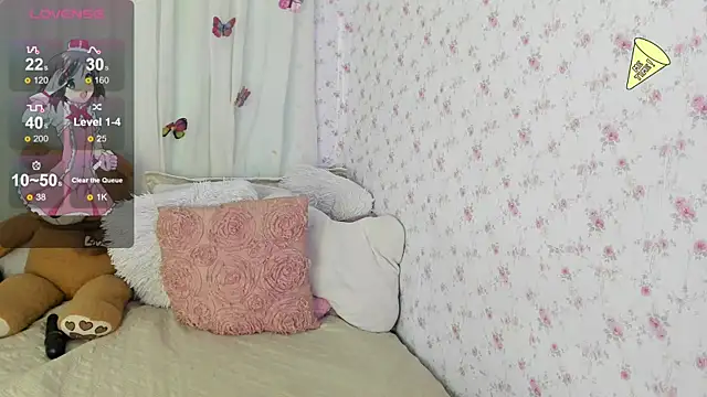 Snapshot of karina_ebonyy chatting on June 9, 11:11 am karina ebonyy online show from June 9, 11:11 am