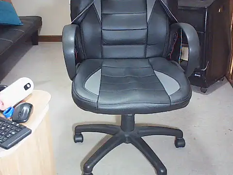 Snapshot of andrexl_eather chatting on June 20, 12:47 am andrexl eather online show from June 20, 12:47 am