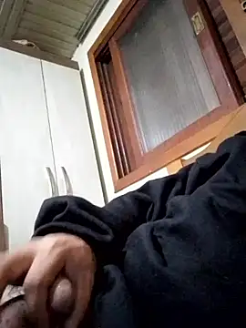 Linfyre online show from April 22, 10:44 pm