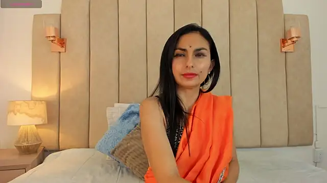 shaliny  online show from June 11, 7:56 pm
