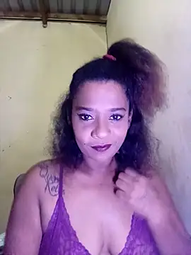 Snapshot of MissyLoveCreator chatting on April 13, 8:09 am MissyLoveCreator online show from April 13, 8:09 am