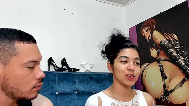 Snapshot of Aronandmoli69 chatting on July 28, 12:01 pm Aronandmoli69 online show from July 28, 12:01 pm