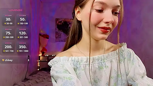 AuraLune   online show from June 4, 2:01 pm