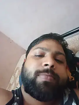 Snapshot of Arnav13579 chatting on July 10, 12:37 am Arnav13579 online show from July 10, 12:37 am