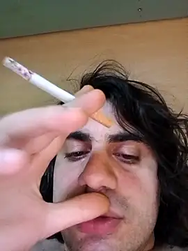 Snapshot of sangreal1996 chatting on April 12, 8:25 pm sangreal1996 online show from April 12, 8:25 pm