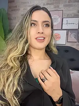 Snapshot of JennaSkyeXXX chatting on April 14, 11:55 pm JennaSkyeXXX online show from April 14, 11:55 pm