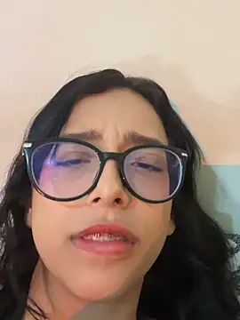 milakitti online show from April 29, 2:59 am
