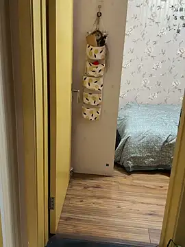 xiaolin-8899 online show from April 29, 1:48 pm