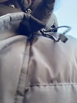 Snapshot of FoxyMood chatting on April 15, 3:02 am FoxyMood online show from April 15, 3:02 am