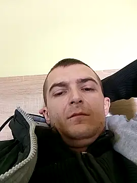 Snapshot of Mariofls chatting on May 3, 12:55 pm Mariofls online show from May 3, 12:55 pm