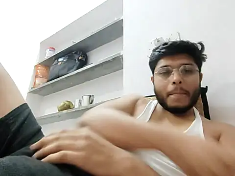 boy511 online show from April 12, 6:35 pm