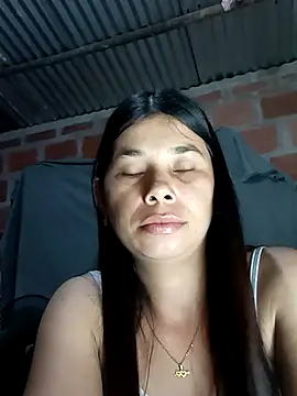 Snapshot of Sexy-Violet-20 chatting on April 16, 4:13 am Sexy-Violet-20 online show from April 16, 4:13 am