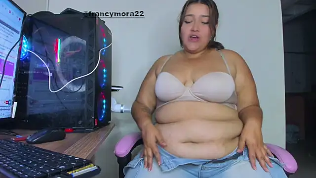 Snapshot of cellycanela_ chatting on June 12, 1:59 am cellycanela online show from June 12, 1:59 am