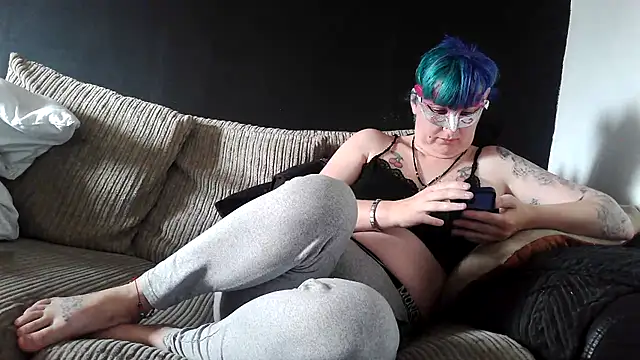 Snapshot of Ruby_1255 chatting on July 21, 4:31 pm Ruby 1255 online show from July 21, 4:31 pm