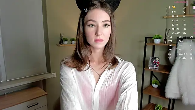 Peaches Peaches online show from June 4, 4:46 pm